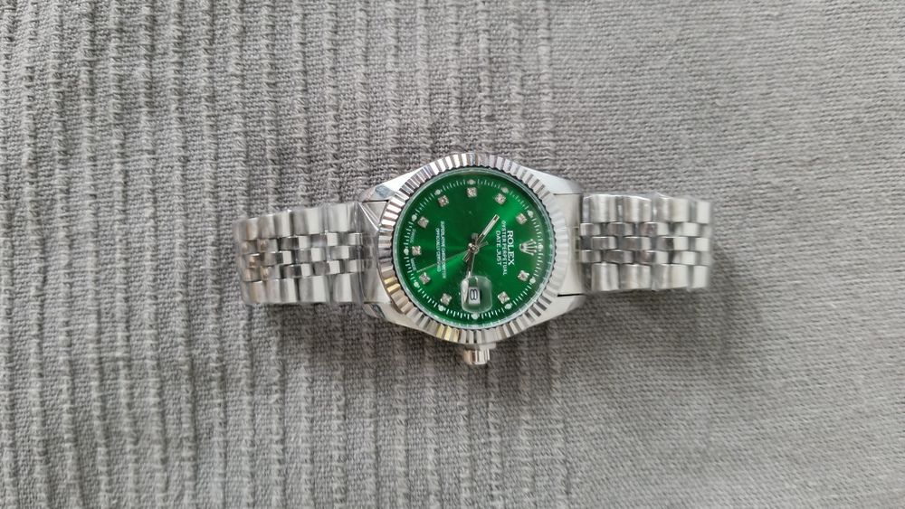 Часовници - Rolex (Без кутия)