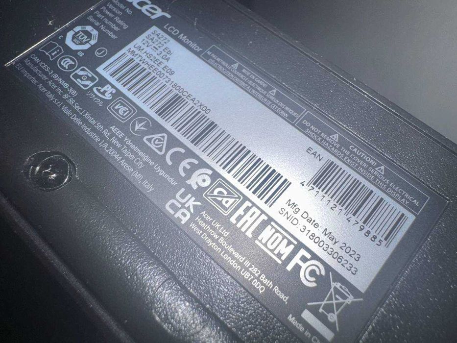 Продавам монитор 27 инча