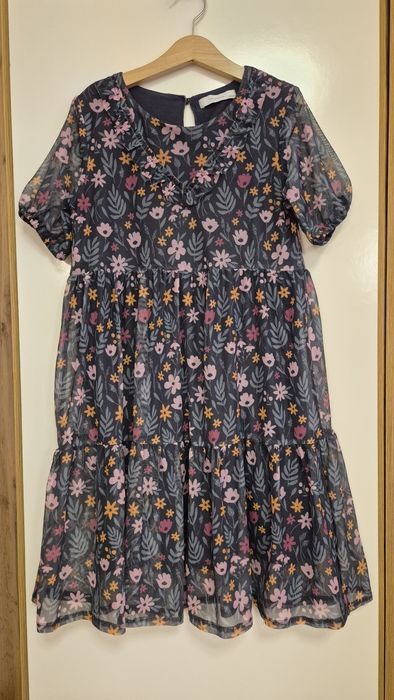 Рокля RESERVED  и жилетка H & M