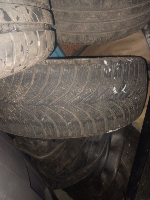 Продам резину 15