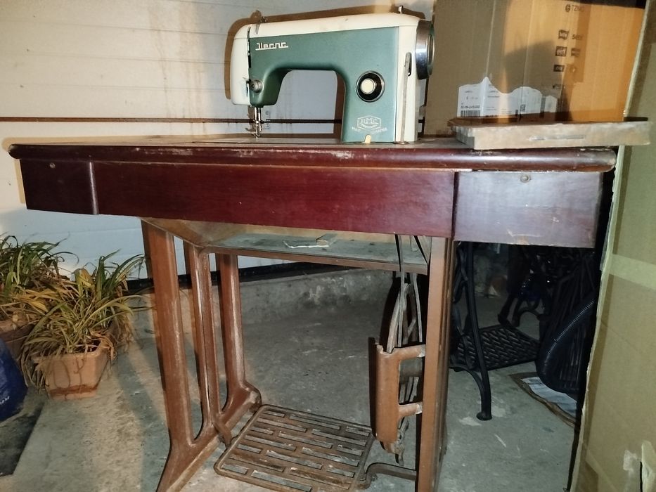 Cadru mașină de cusut  Singer