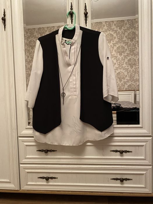 На продаже платья