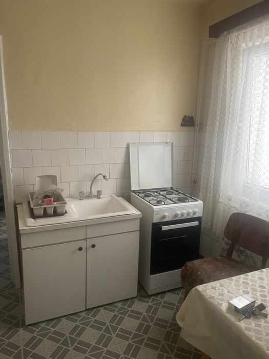 Inchiriez apartament 2 camere