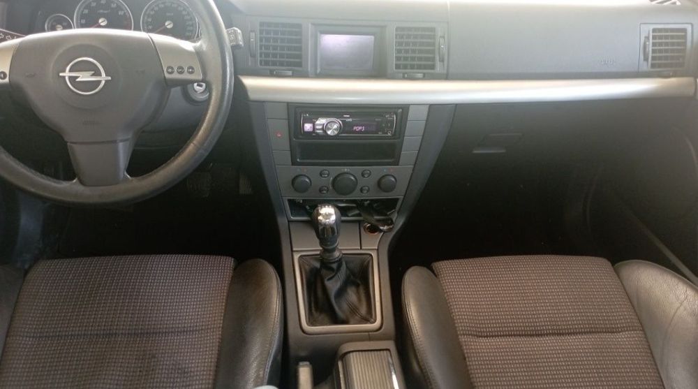 Vând Opel Vectra c, benzină 1.8