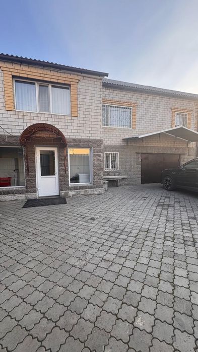 Продам дом в хорошем состоянии со всеми хозяйства постройками