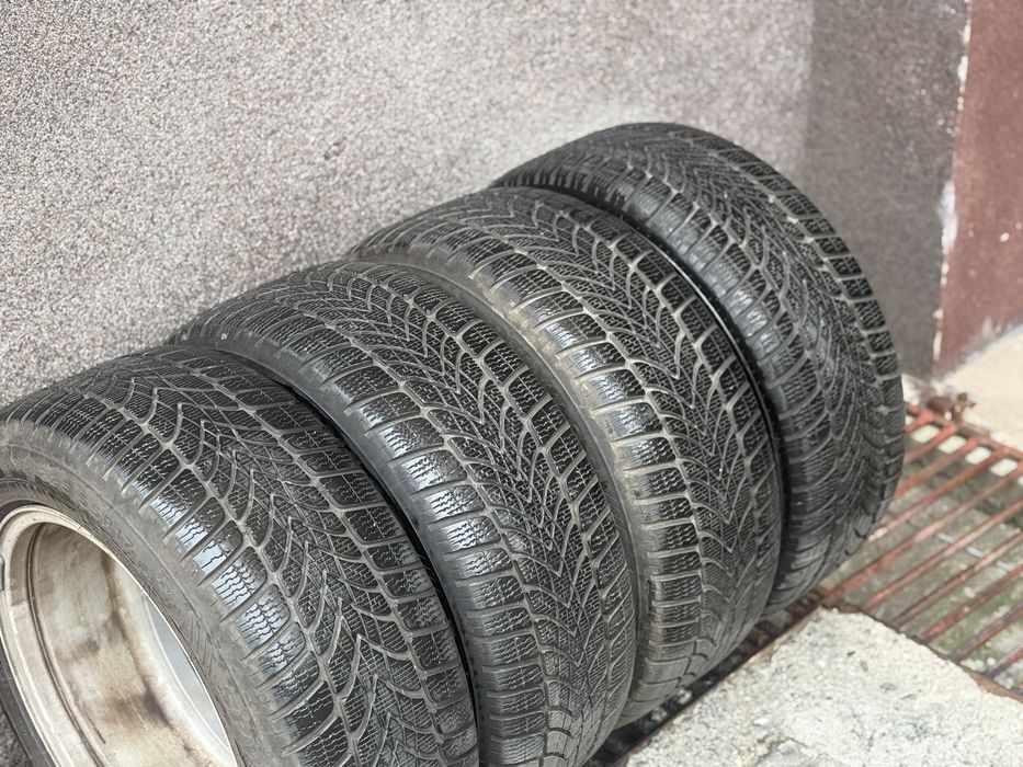 Jante aliaj BMW  F11 F10 4x Dunlop iarna  225/55R17
