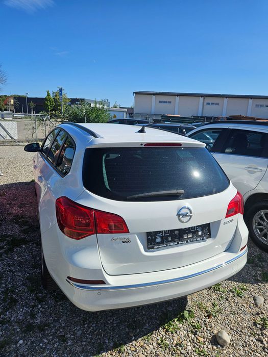 Opel Astra Sports Tourer J 1.6 CDTI 2015