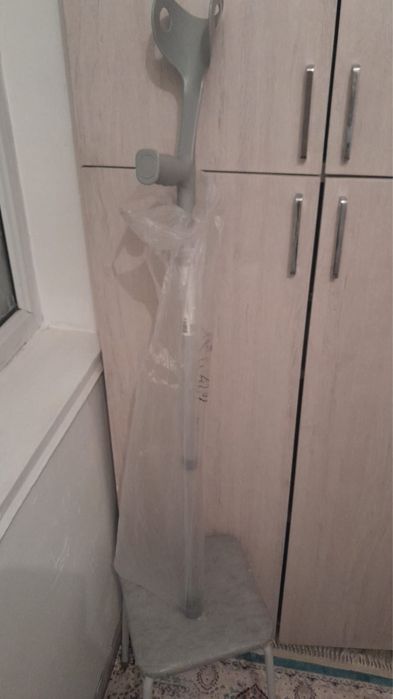 Трость с дополнительной опорой для руки