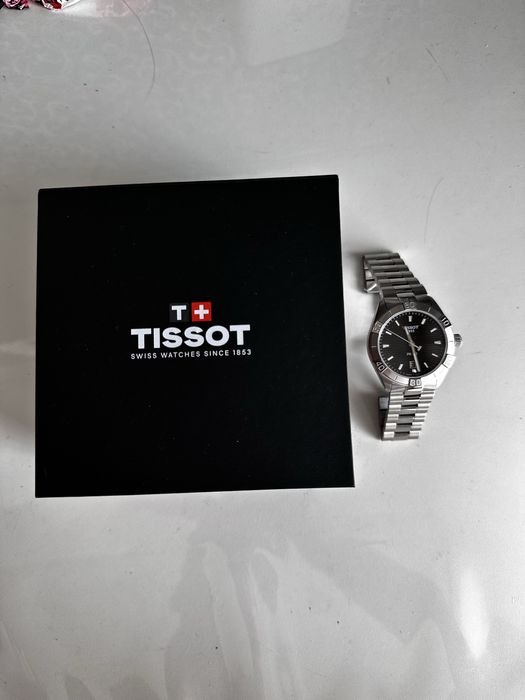 Продам наручные часы Tissot