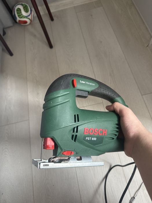 Fierastrau soricel pendular bosch PST 650