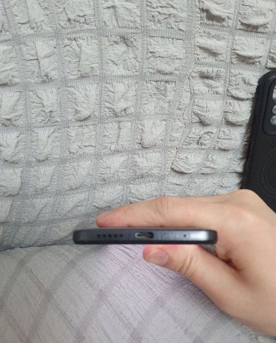 Srochna sotiladi Xiaomi Redmi Note 11 4+4/64Gb Orginal Xolati yaxshi