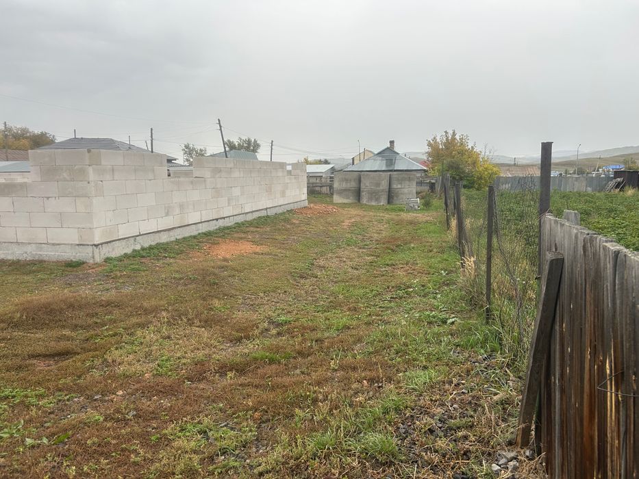 Дом (недостроенный)