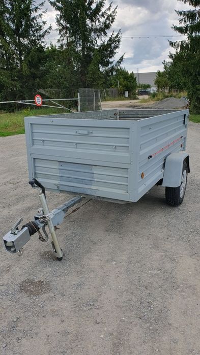 •Vînd o remorcă HEİNEMANN 1200 Kg reclasificată la 750 Kg•