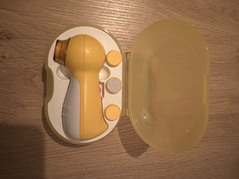 Pila unghii pentru bebeluși și nou născuți