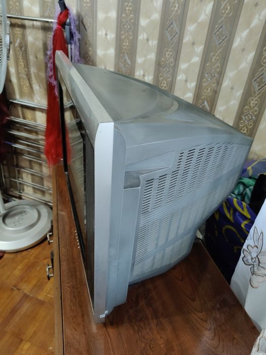 Телевизор hyundai