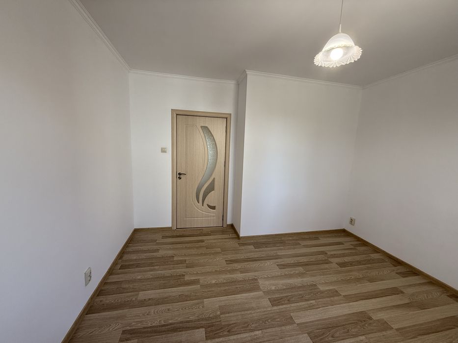 Дава се под наем Къща в с. Ново Ботево, Област Добрич - 111 кв.м за 550 € - Снимка #10