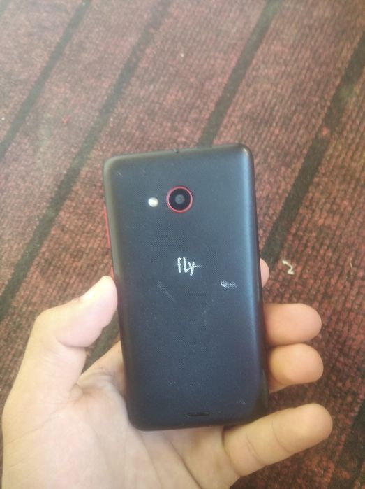 fly 408 xotirasi 6 gb kamera 2.0 Mp