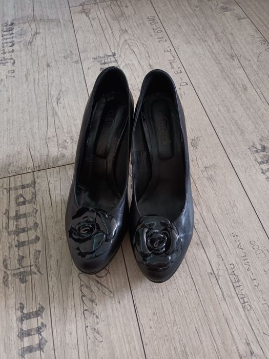 Обувки естествена кожа 38 номер