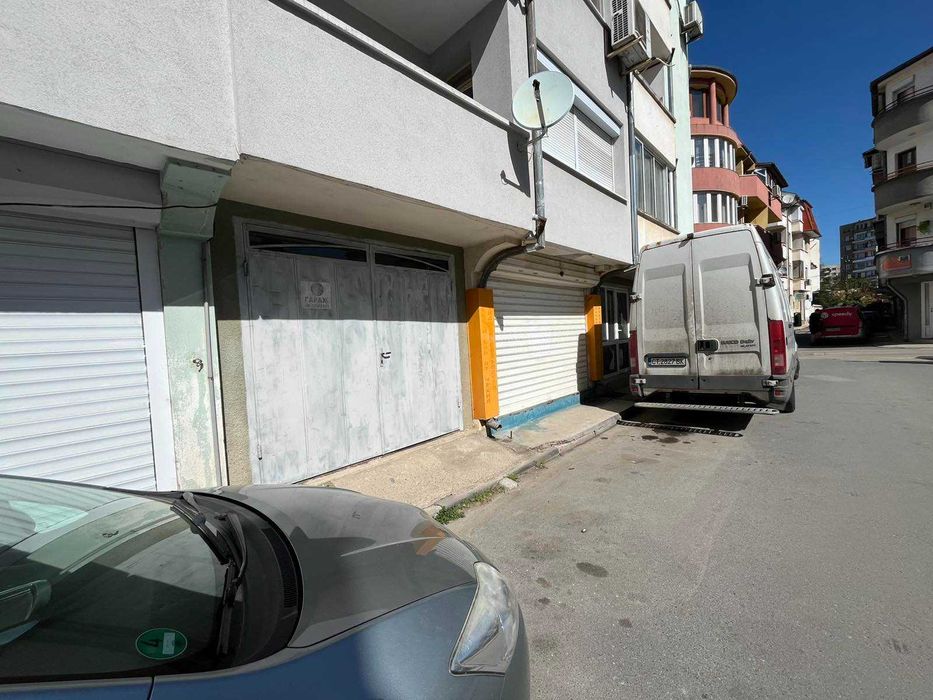 Гараж за продажба в центъра на Казанлък – 20 кв.м., 35 000 евро