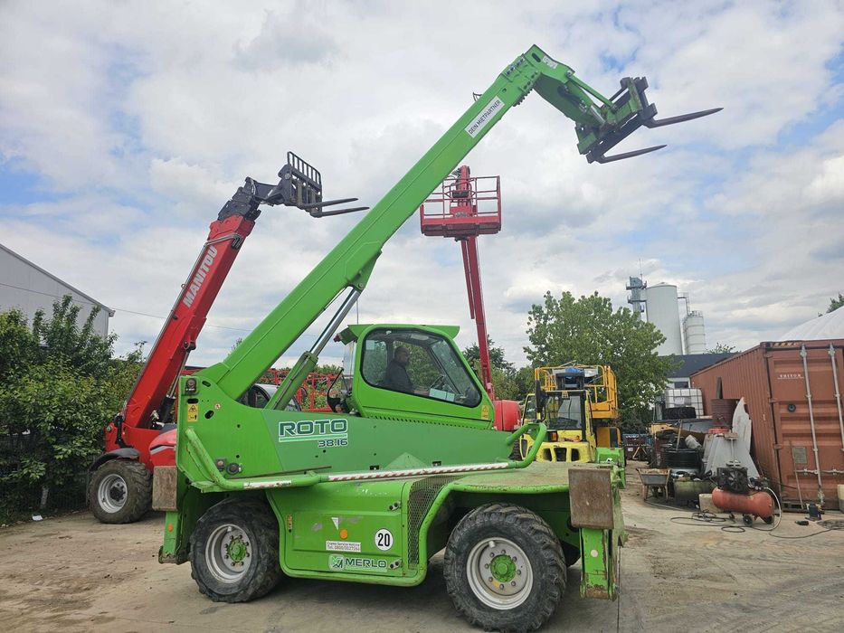 Incarcator telescopic Merlo Roto RT 38(Manitou rotativ)