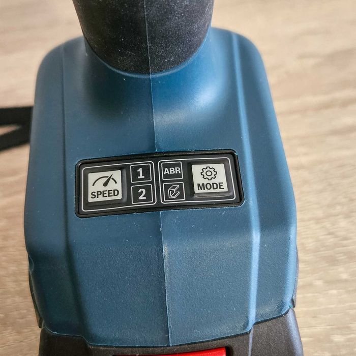 Нов безчетков акумулаторен ударен гайковерт BOSCH GDX 18V-285 , 2 x 5.0Ah батерии и зарядно