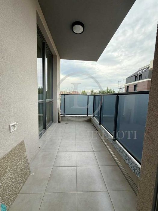 Продава се Двустаен апартамент в Пловдив, Остромила - 85 кв.м за 921 €/кв.м - Снимка #10