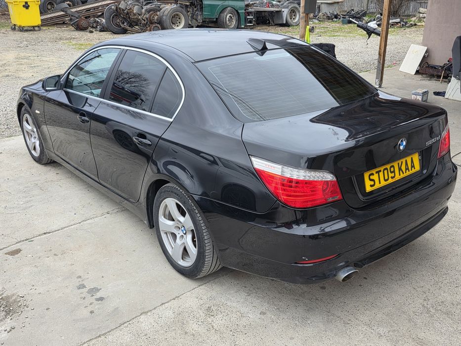 Bara Spate BMW E60 Facelift cu senzori Black Sapphire Metallic 475/9