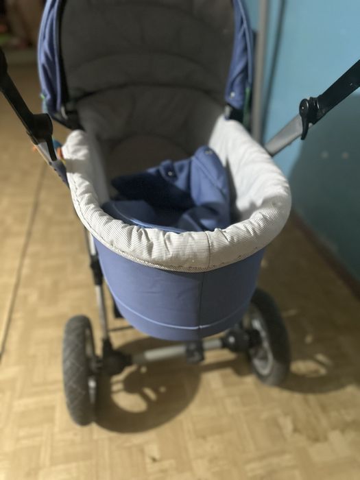 Продам коляску зима/лето
