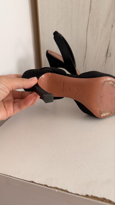 Продам туфли черные