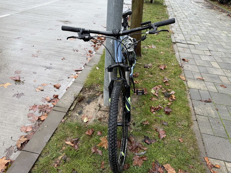 Bicicletă Rockrider MTB electrică E-ST 100