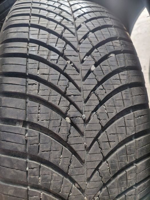 215/60/17" Goodyear 2бр.гуми.дот 2023
