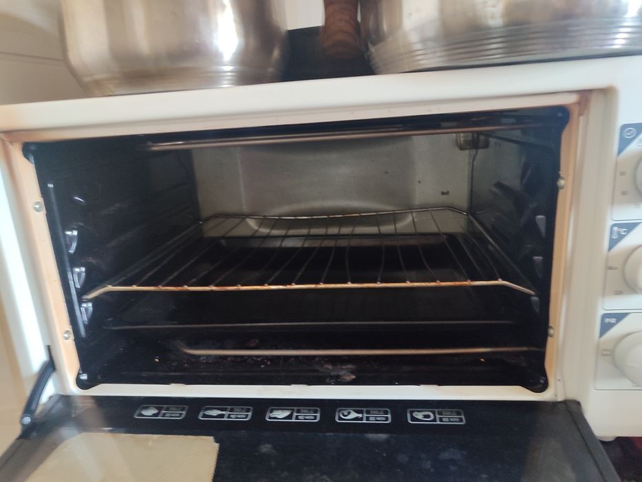 Электропечь ROISON.