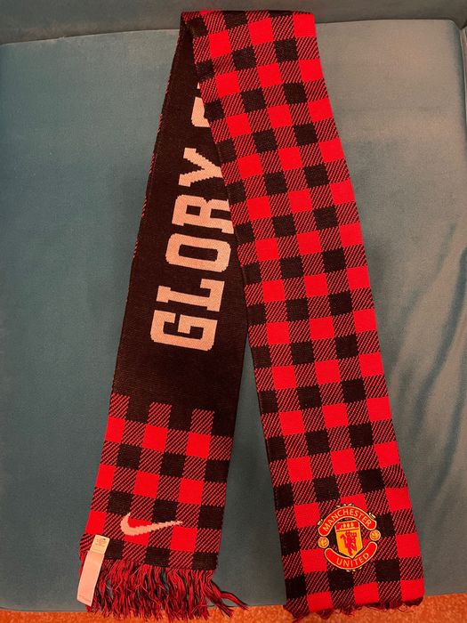 Футболен шал Nike Man UTD