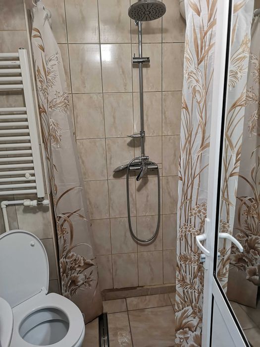 Inchiriez Garsoniera