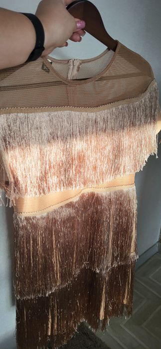 Платье нарядное коктельное вечернее