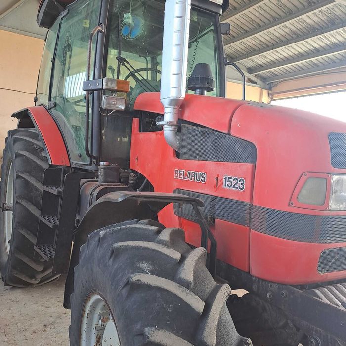 Продавам трактор МТ3