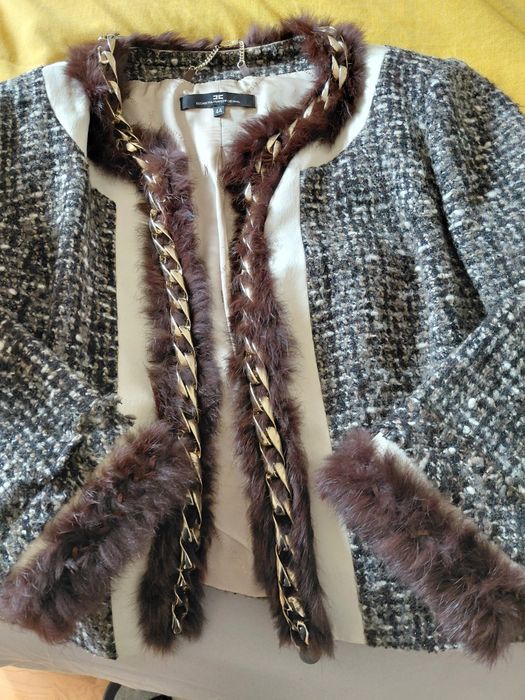 Elisabetta Franchi costum elegant,superb