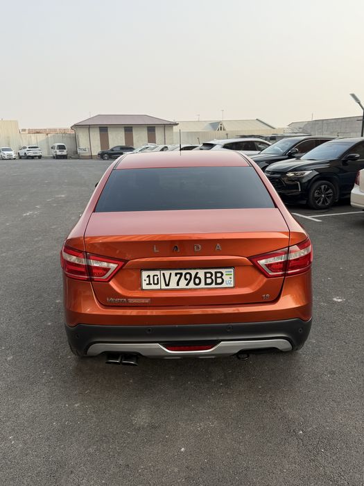 Lada vesta sv cross