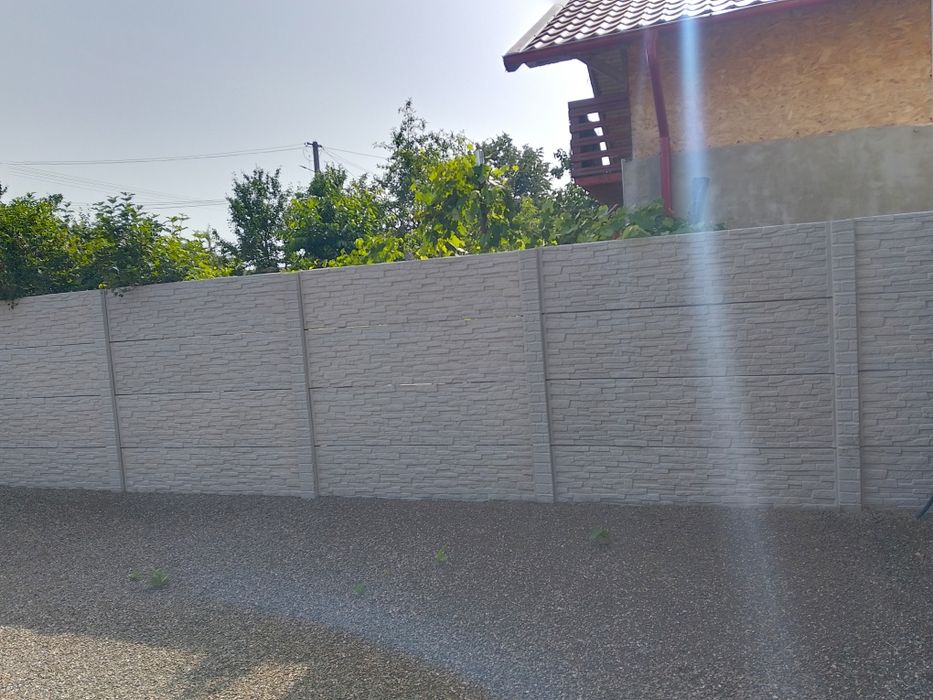 Pavele dale din beton