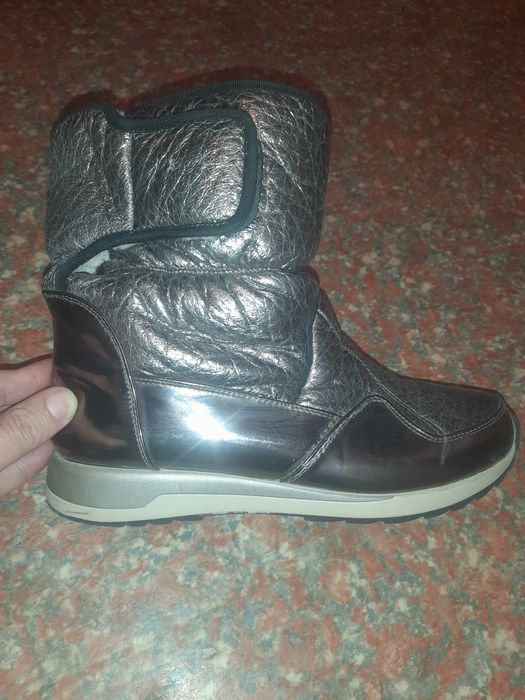 Сапоги размер 40.