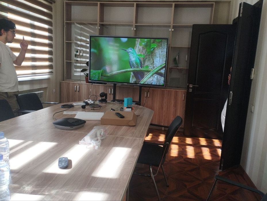 Електронная доска(панел) есть в наличи всё размеры от 65 до 100