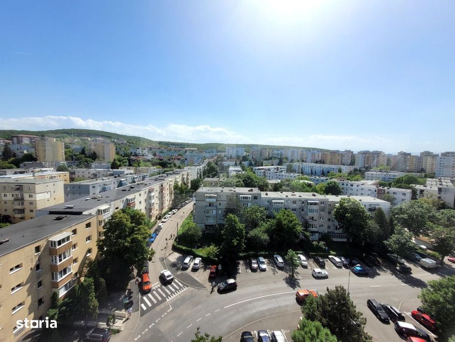 Apartament cu 2 camere, decomandate, parcare, zona Big/Manastur — fotografia 1