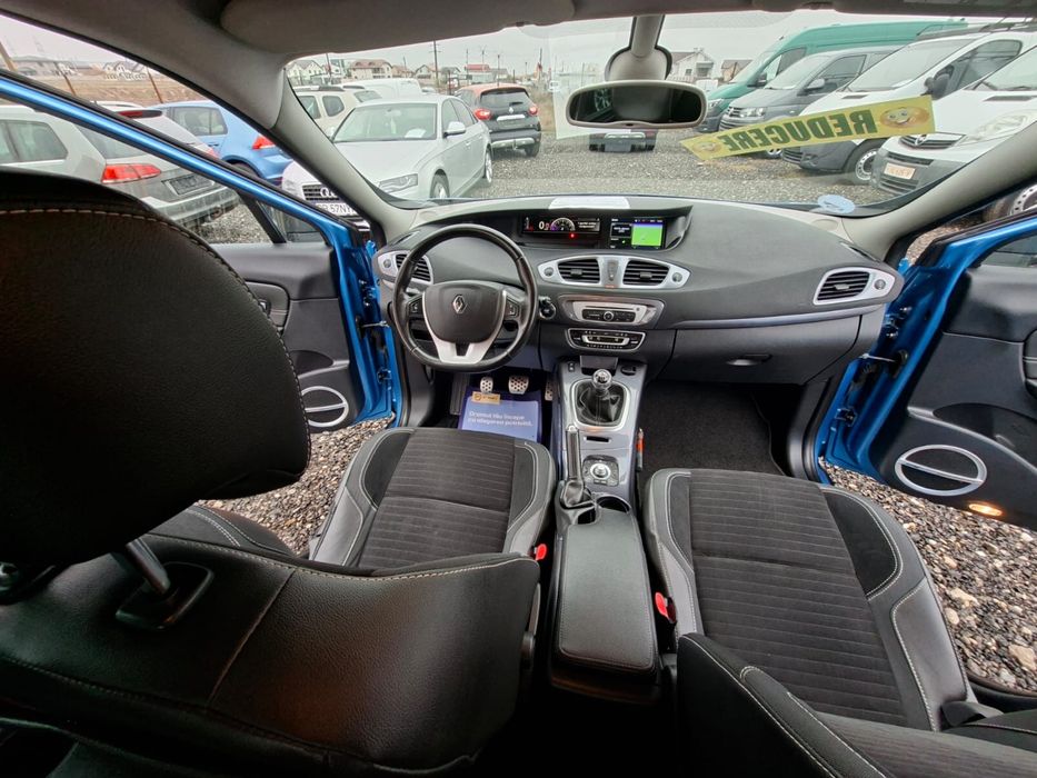 Renault Scenic XMod , accept schimburi !