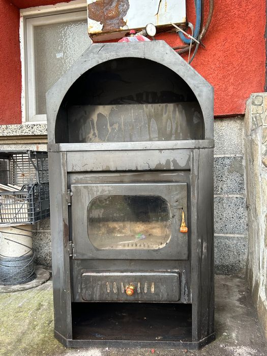 Камина на дърва за отпушените