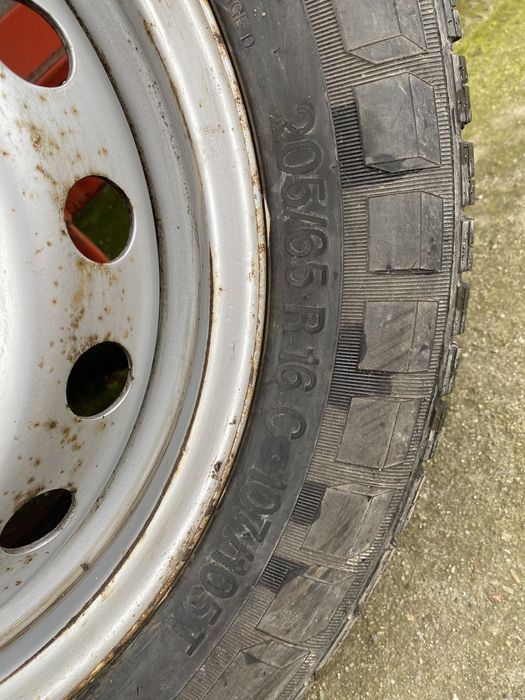 Jante+cauciucuri 205/65R16C Vw Transporter T5 Pret 1000 lei setul