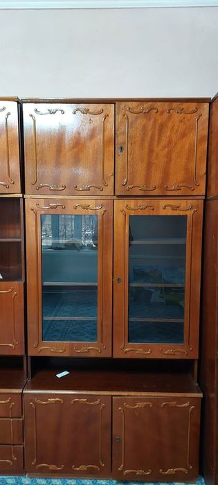 Мехмонхона мебели сотиладиПродается комплект советскоймебели для гости