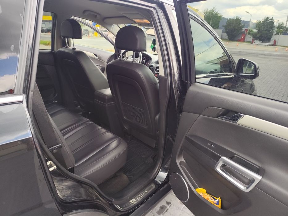 Vând Opel Antara