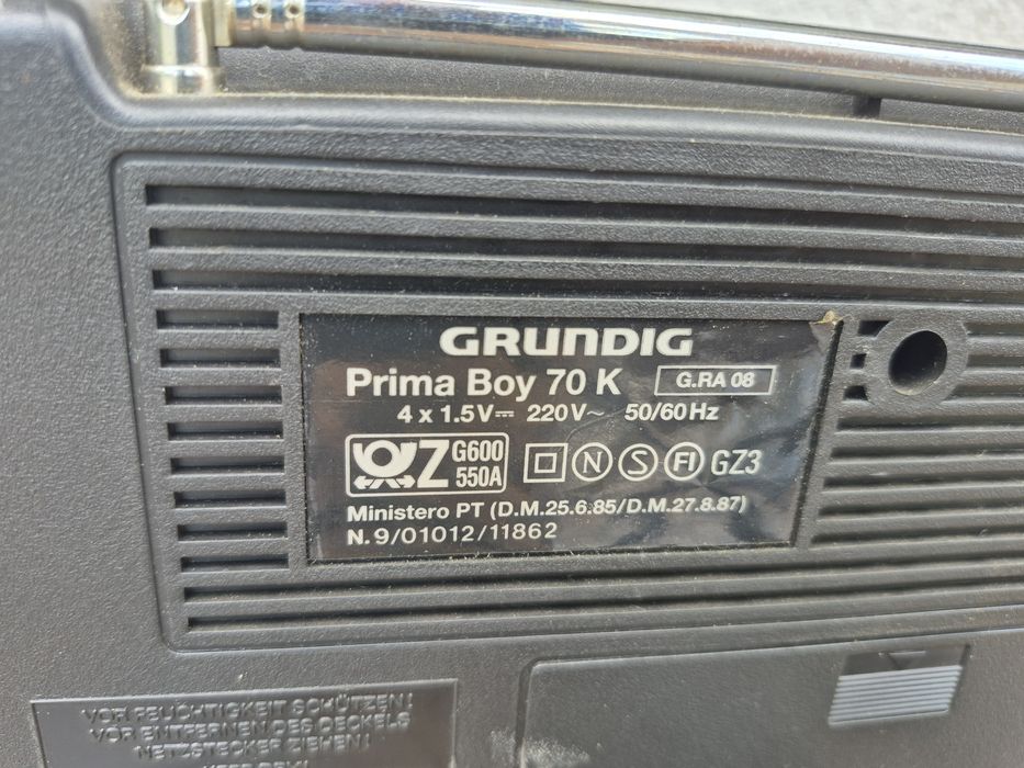 Vând Radio portabil marca Grunding model Prima-Boy 70k made in Germany