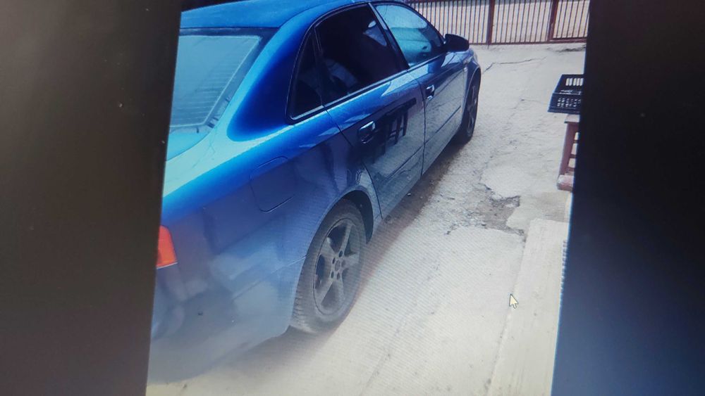 Vând doua autovehicule: audi A4 și Skoda Octavia 2