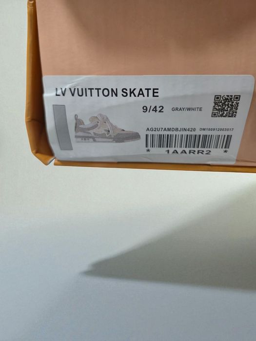 Louis Vuitton Skate white grey